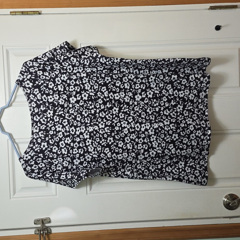 Lightweight Top - Picture 2 of 4